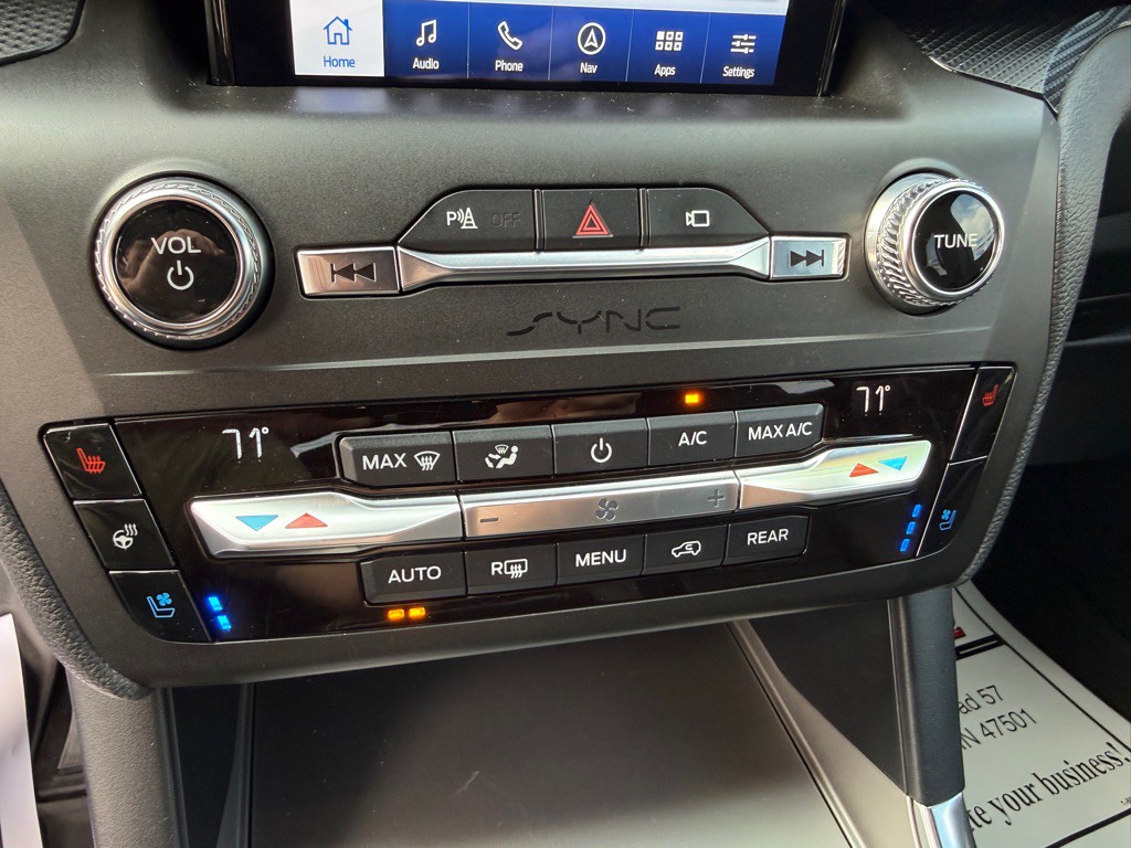 2020 Ford Explorer Image 30