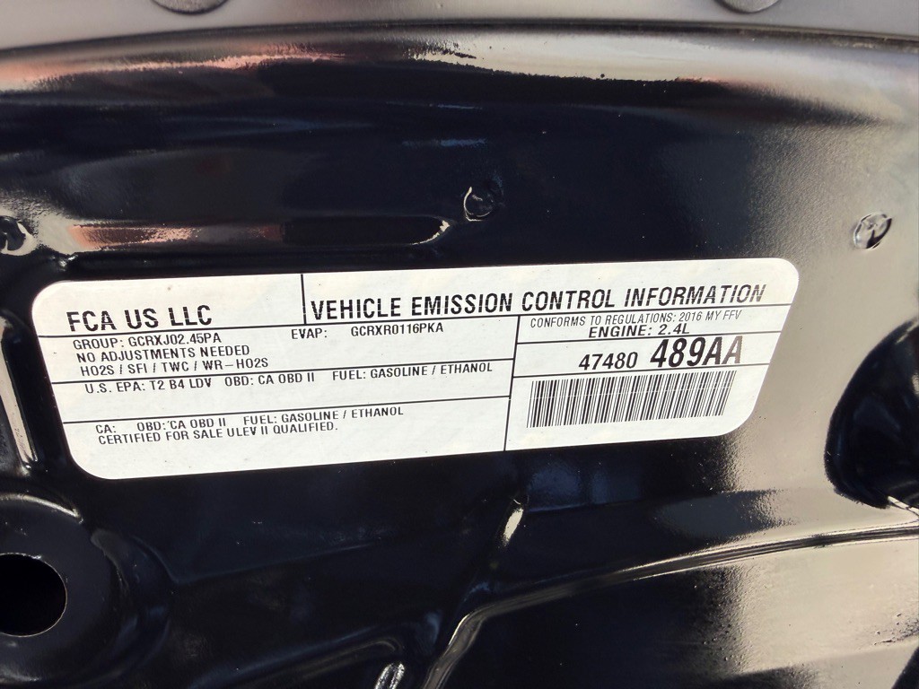 2016 Chrysler 200 Image 20