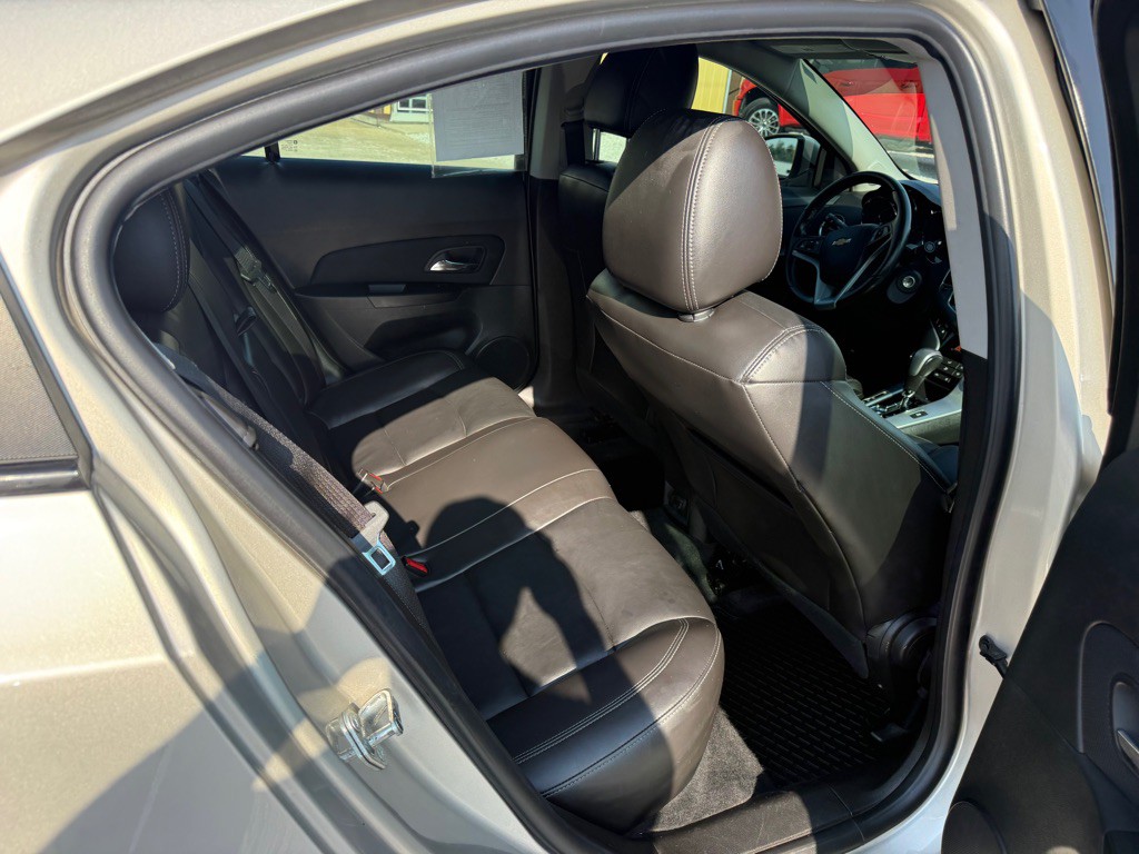 2014 Chevrolet Cruze Image 7