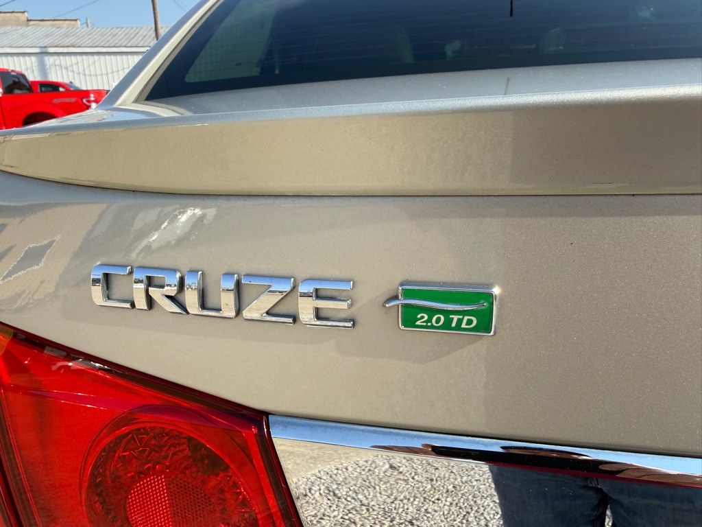 2014 Chevrolet Cruze Image 11