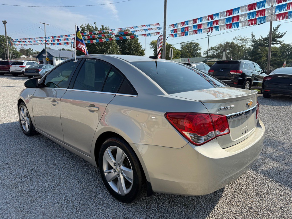 2014 Chevrolet Cruze Image 12