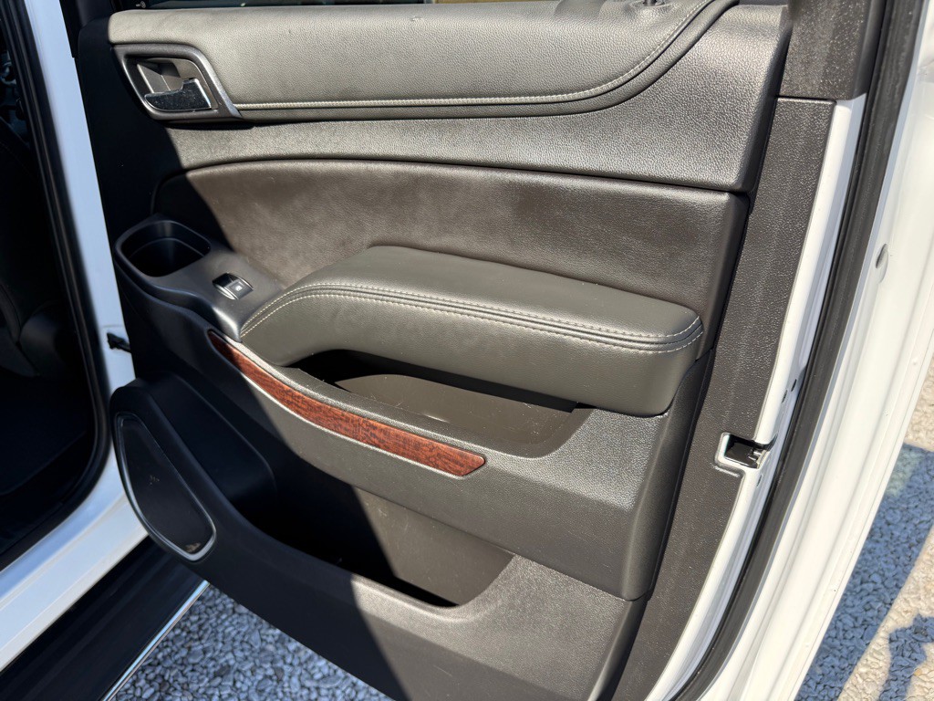 2020 GMC Yukon Image 9