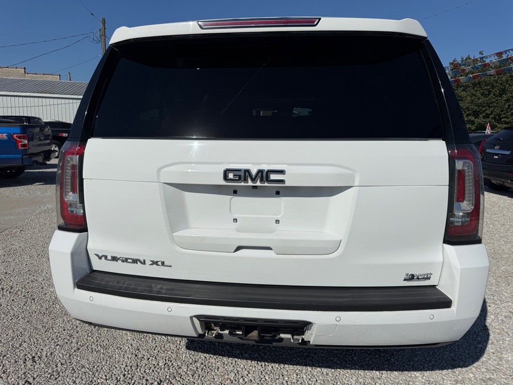 2020 GMC Yukon Image 12