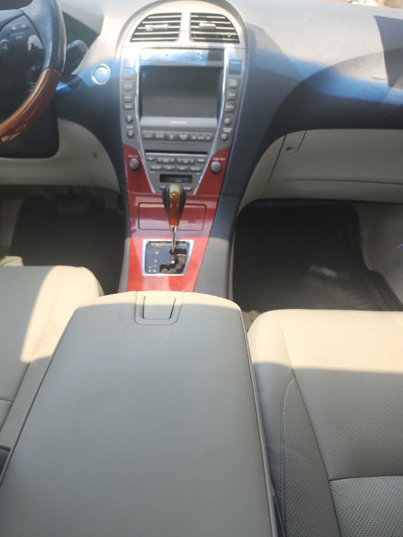 2007 Lexus ES Image 8