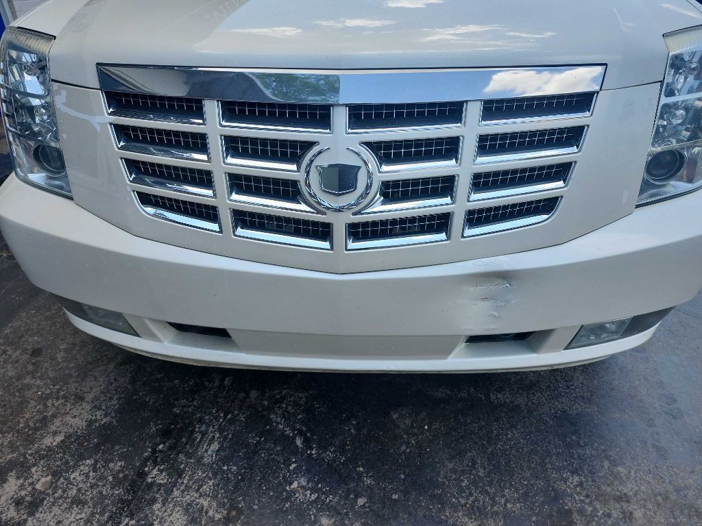 2012 Cadillac Escalade Image 7