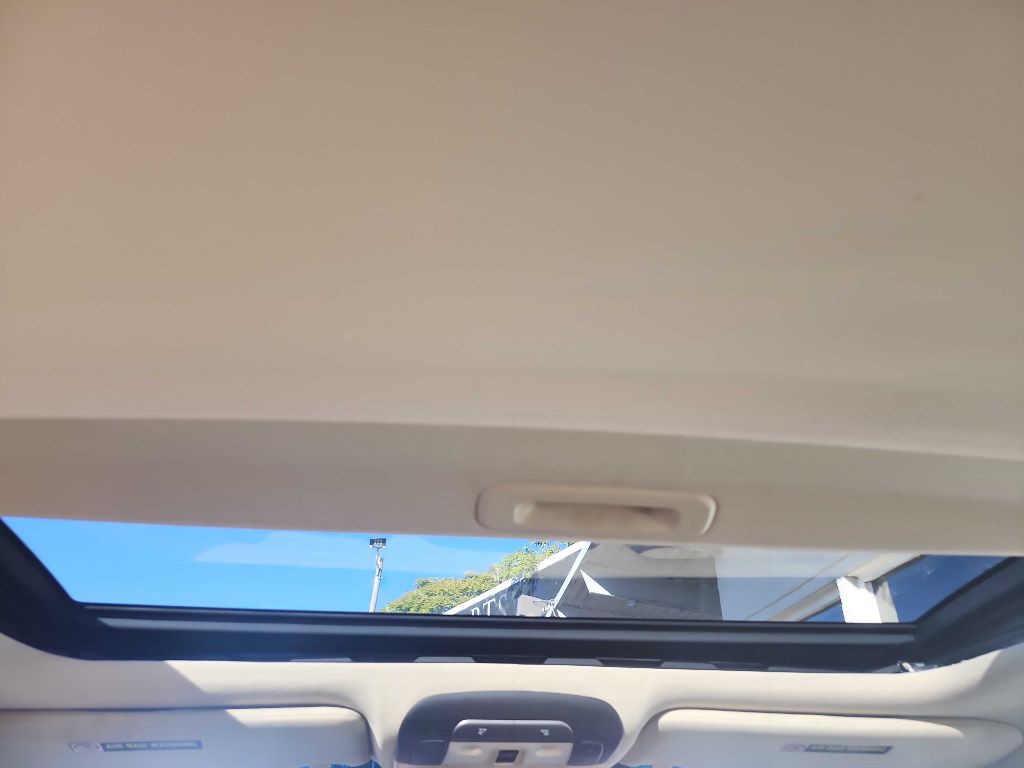 2010 Acura TL Image 23