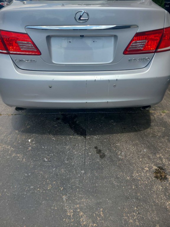 2010 Lexus ES Image 1