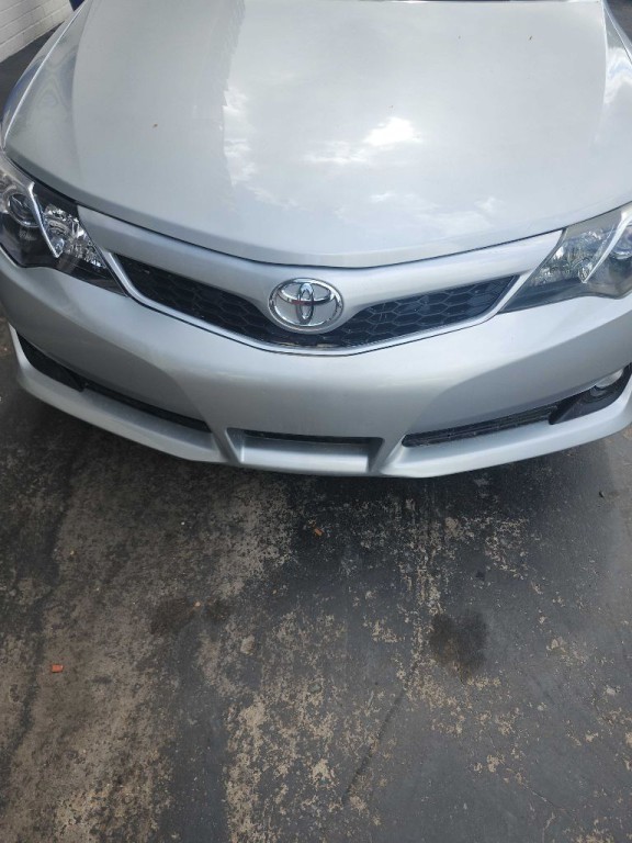 2012 Toyota Camry Image 8