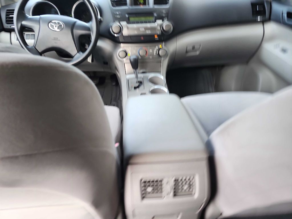 2008 Toyota Highlander Image 10