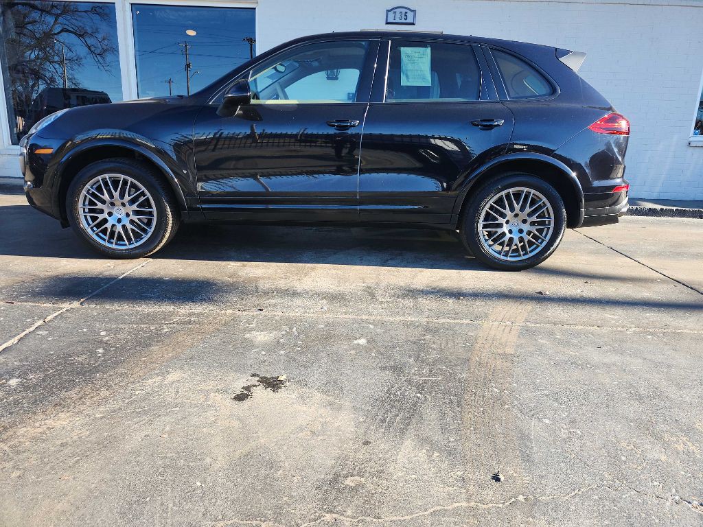 2017 Porsche Cayenne Image 6