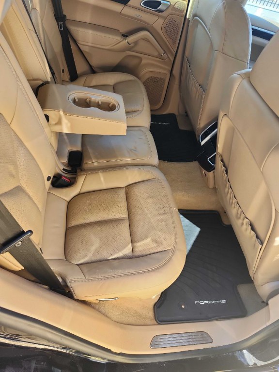 2017 Porsche Cayenne Image 14