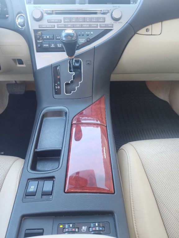 2012 Lexus RX Image 13