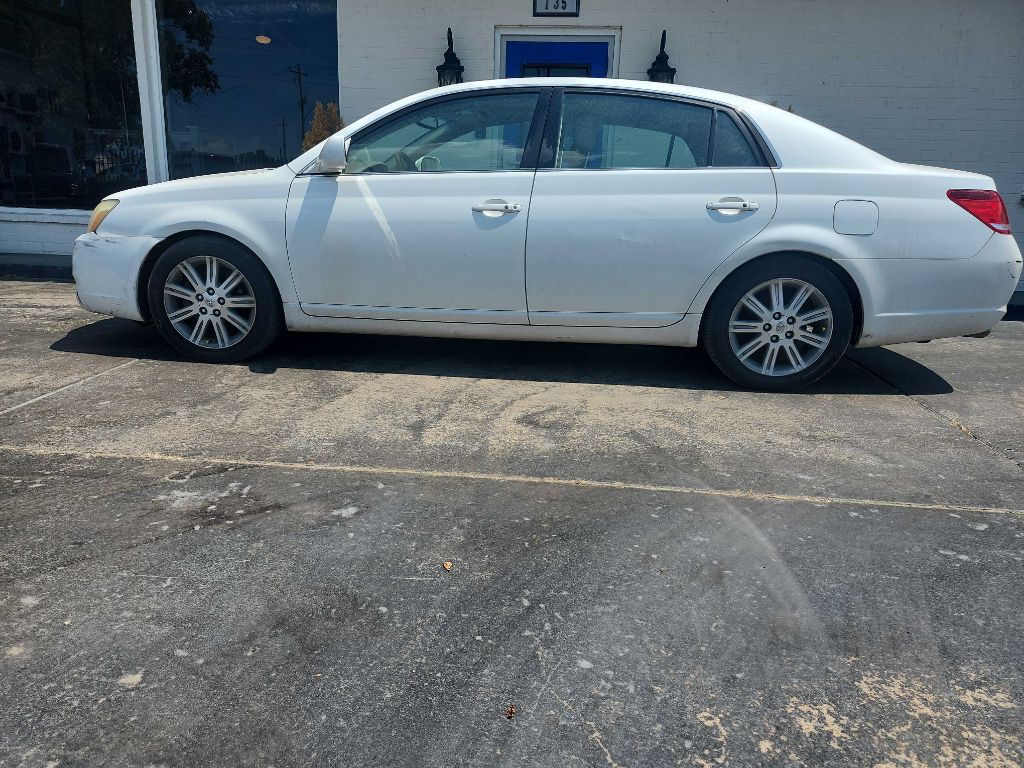 2005 Toyota Avalon Image 5