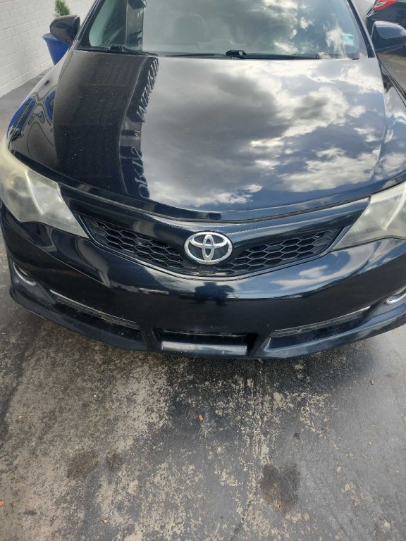 2014 Toyota Camry Image 8