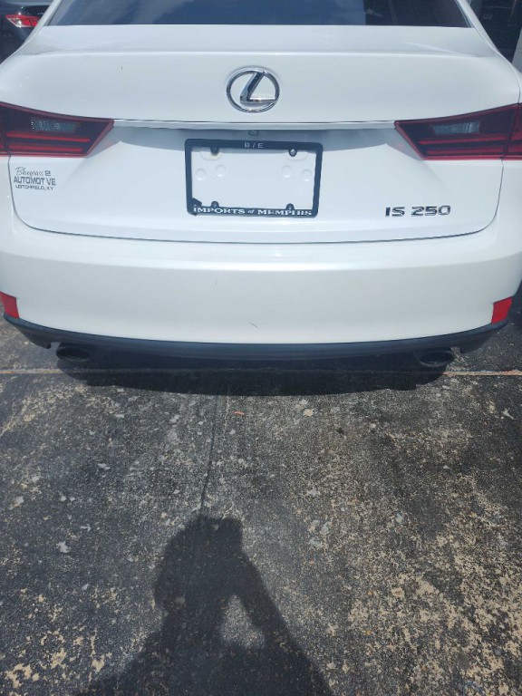 2014 Lexus IS Image 2