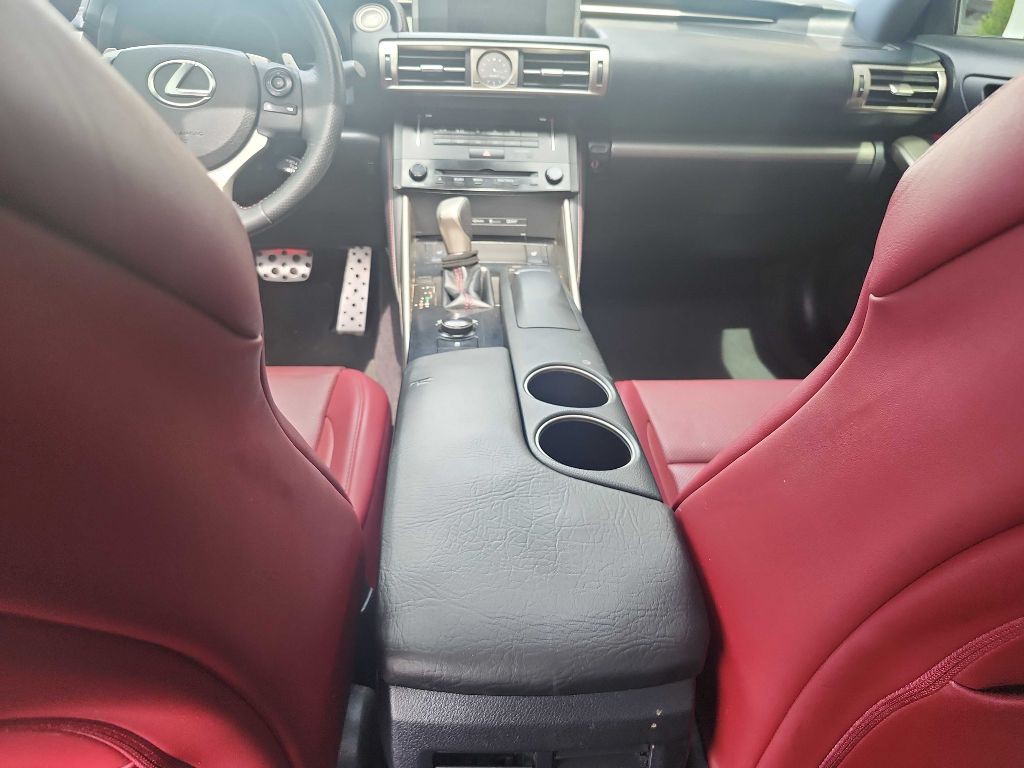 2014 Lexus IS Image 10