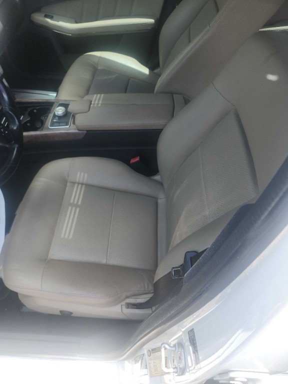 2012 Mercedes-Benz E-Class Image 7