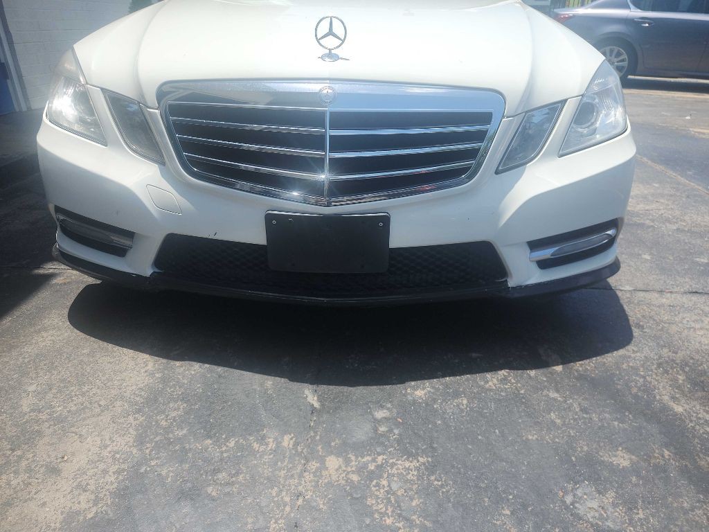 2012 Mercedes-Benz E-Class Image 8