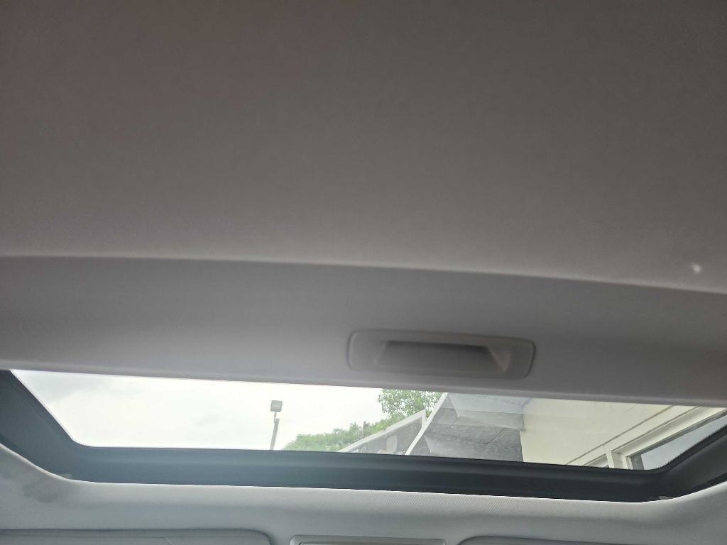 2010 Honda Accord Image 12