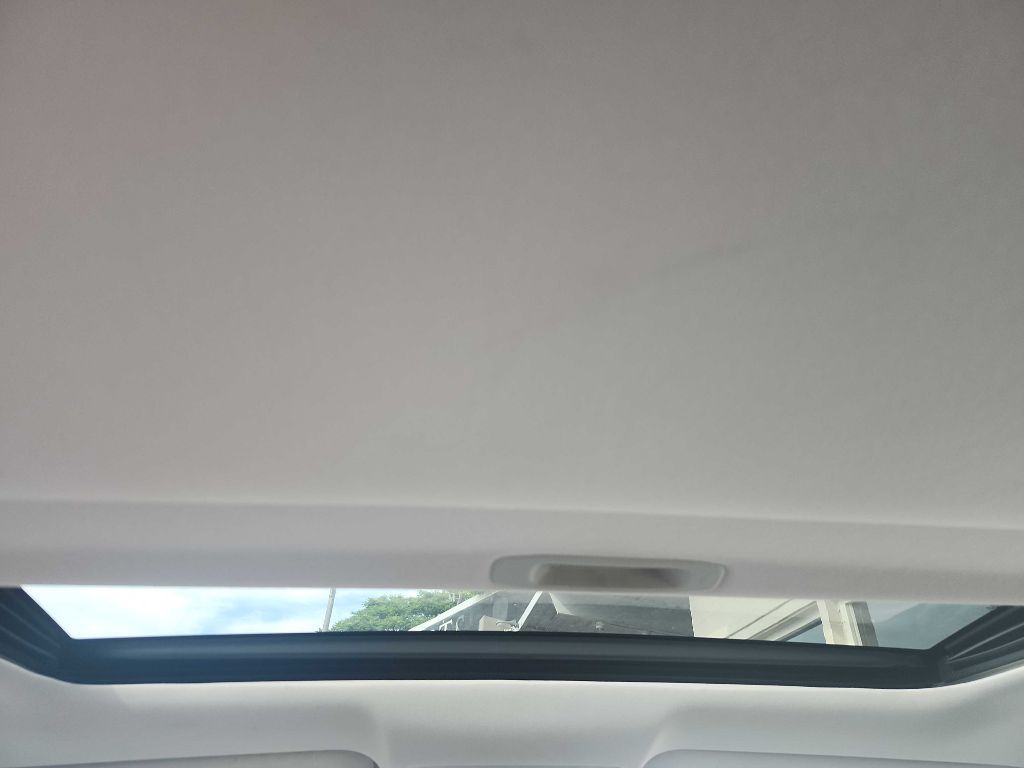 2010 Lexus ES Image 11