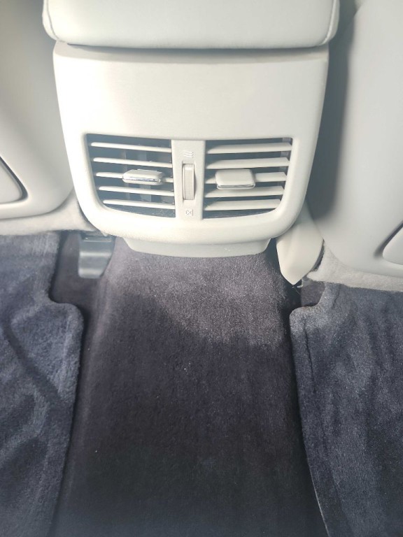 2010 Lexus ES Image 15