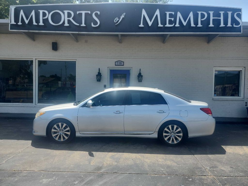 2011 Toyota Avalon Image 1
