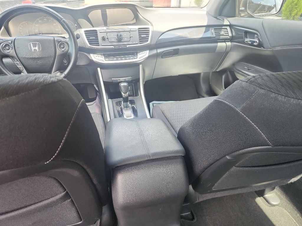 2014 Honda Accord Image 11