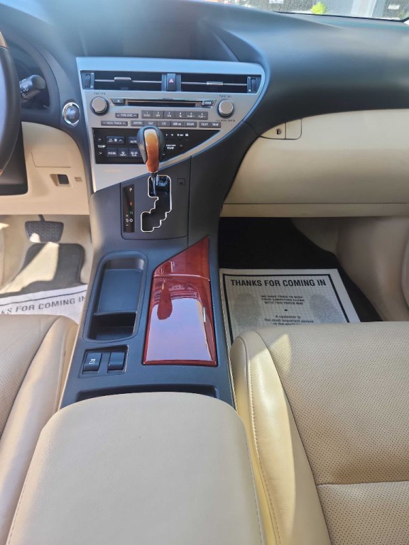 2011 Lexus RX Image 12