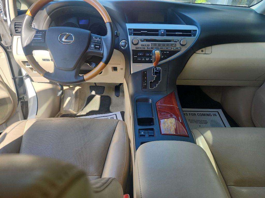 2011 Lexus RX Image 13