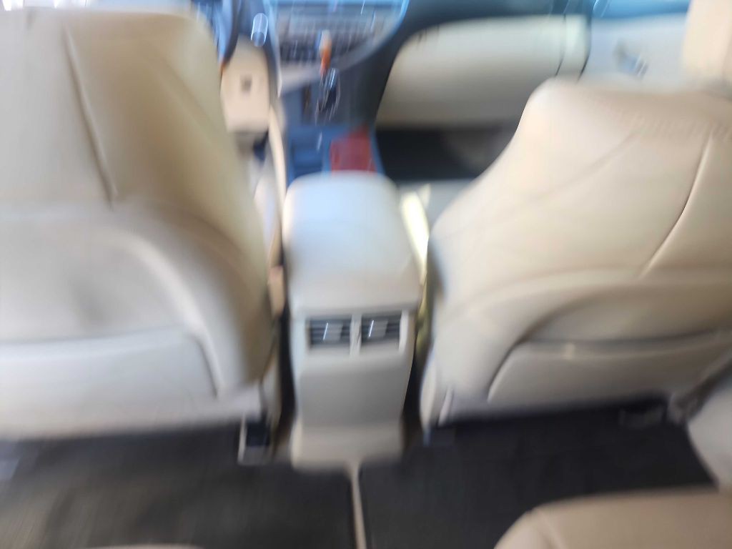 2011 Lexus RX Image 15