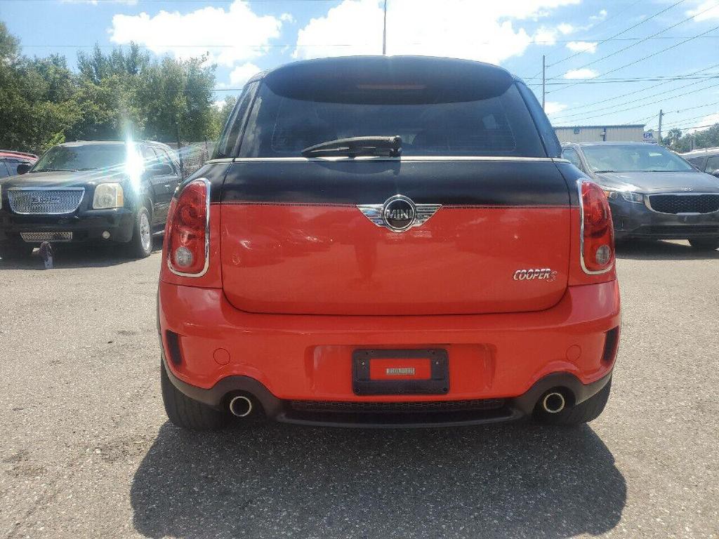2012 MINI Countryman Image 11