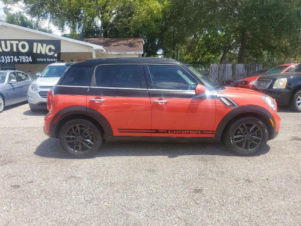 2012 MINI Countryman Image 14