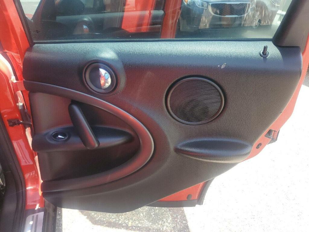 2012 MINI Countryman Image 19