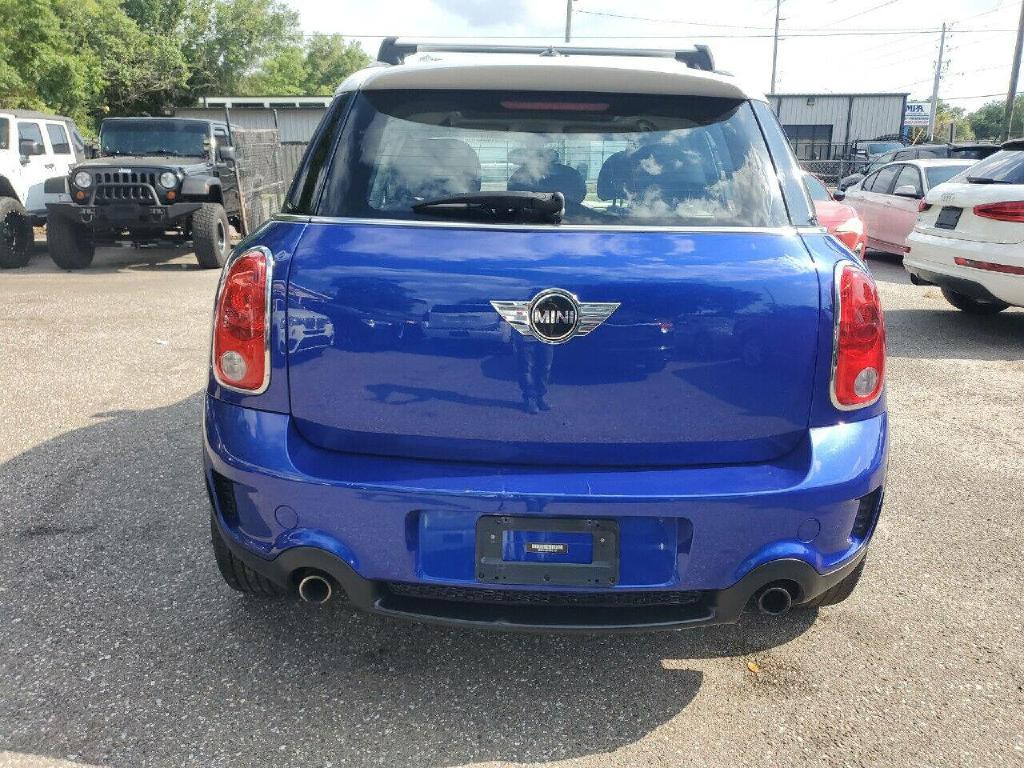 2015 MINI Countryman Image 8