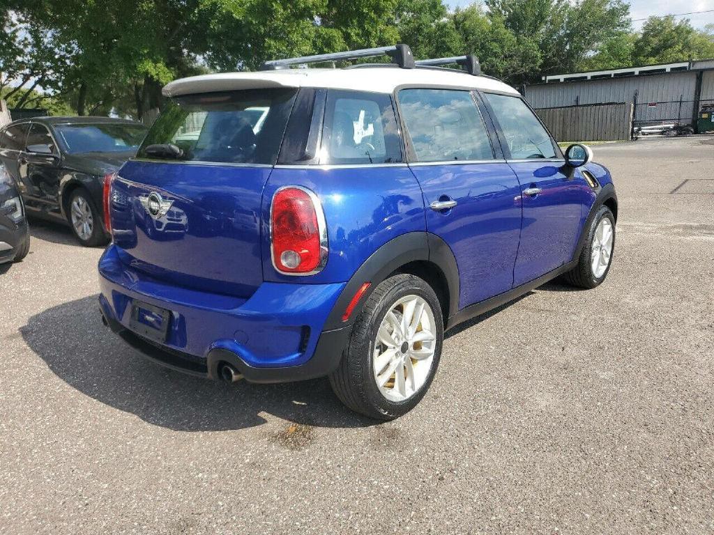 2015 MINI Countryman Image 9