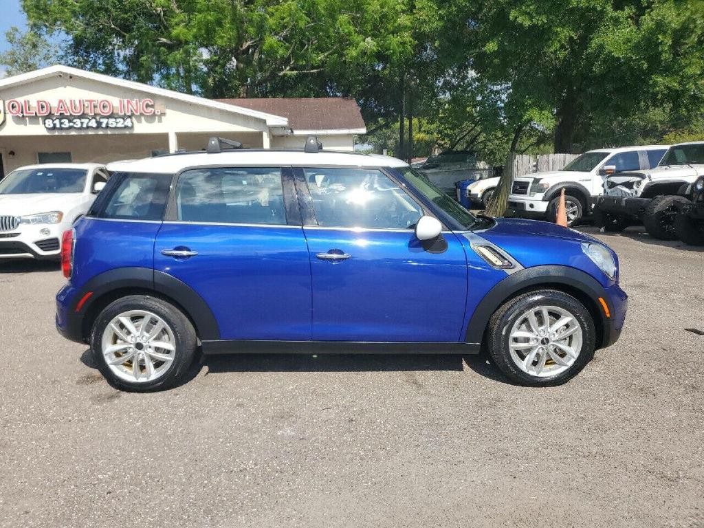 2015 MINI Countryman Image 11