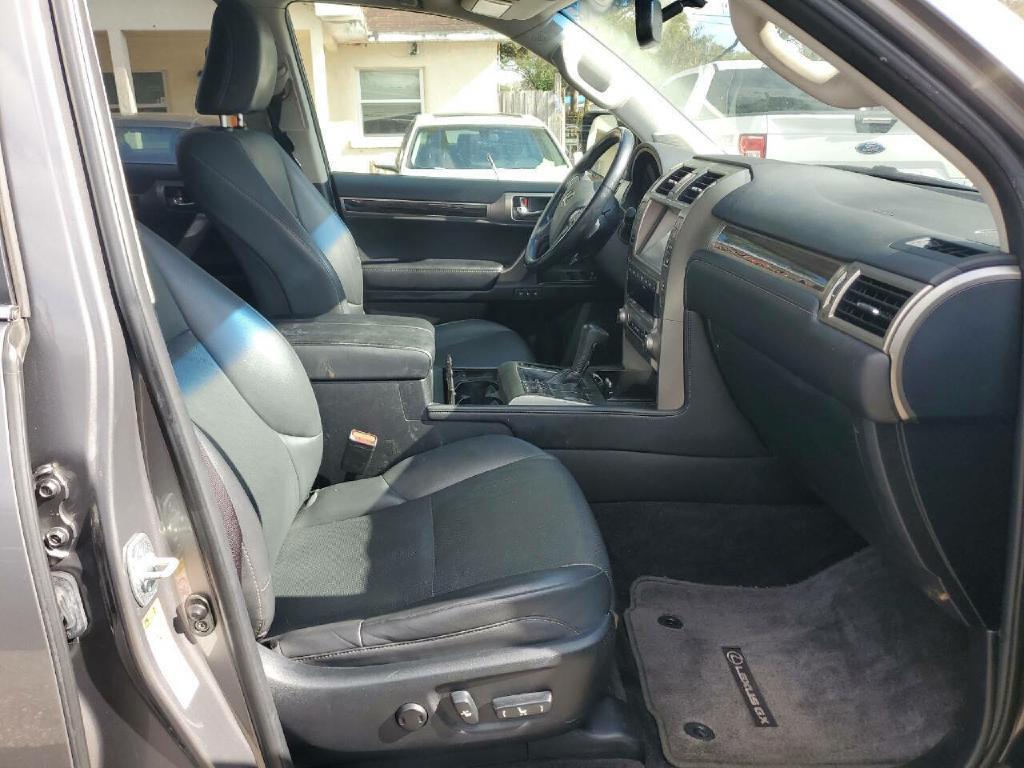 2014 Lexus GX 460 Image 11