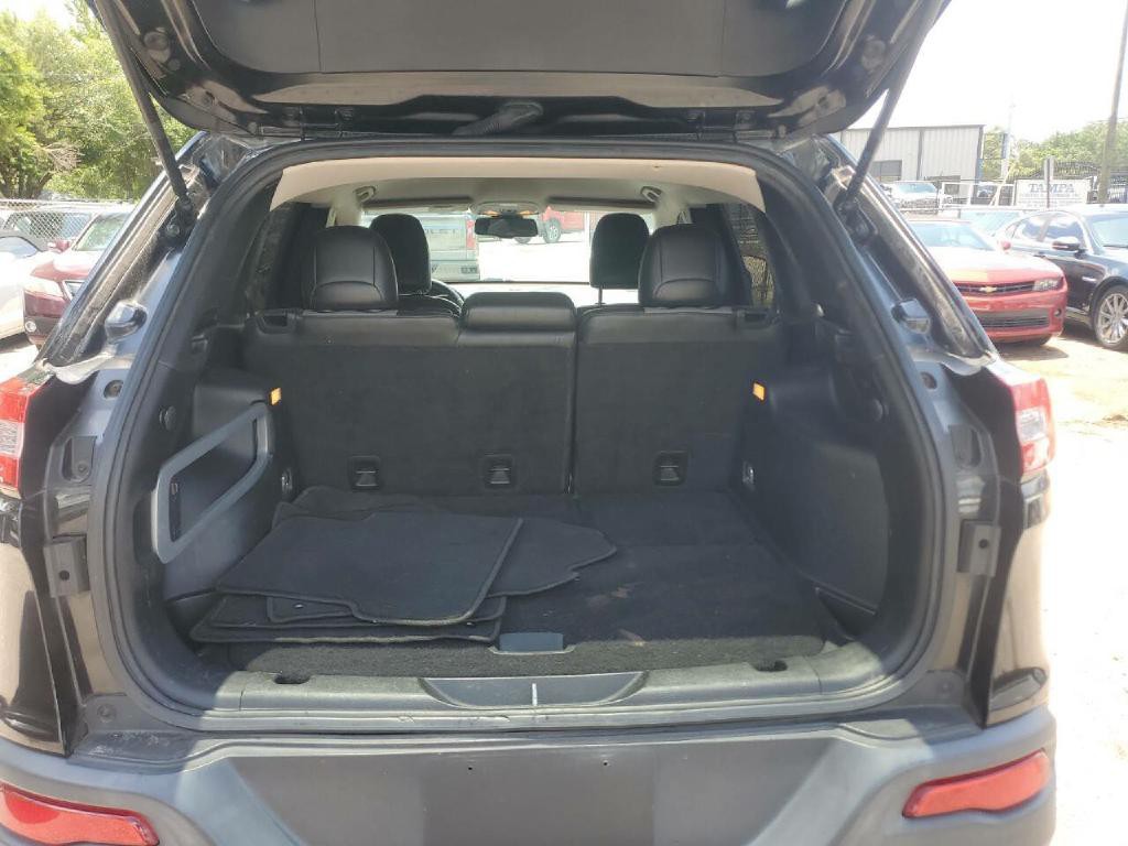 2014 Jeep Cherokee Image 16