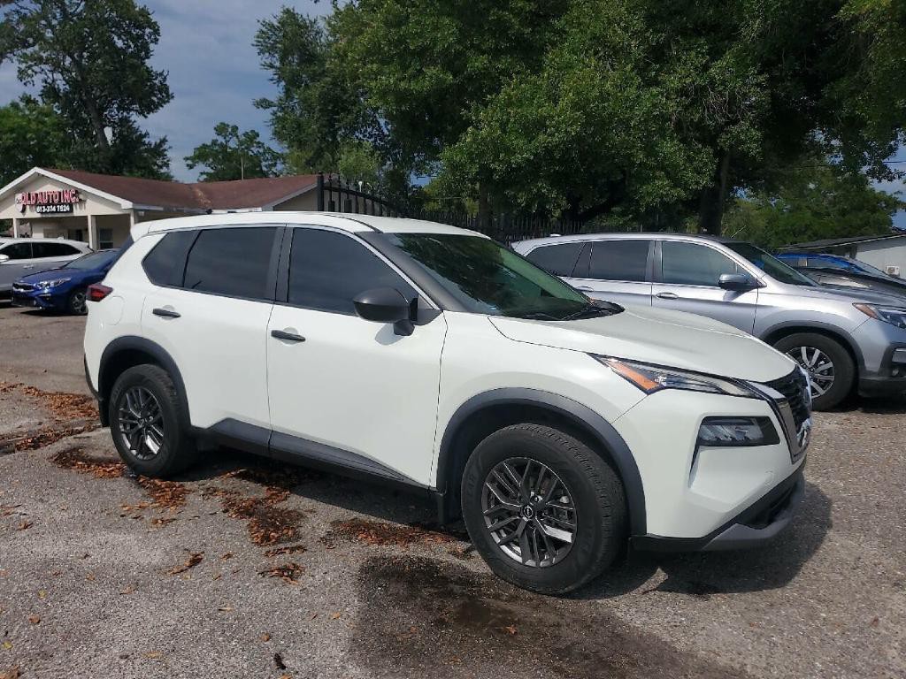 2023 Nissan Rogue Image 1