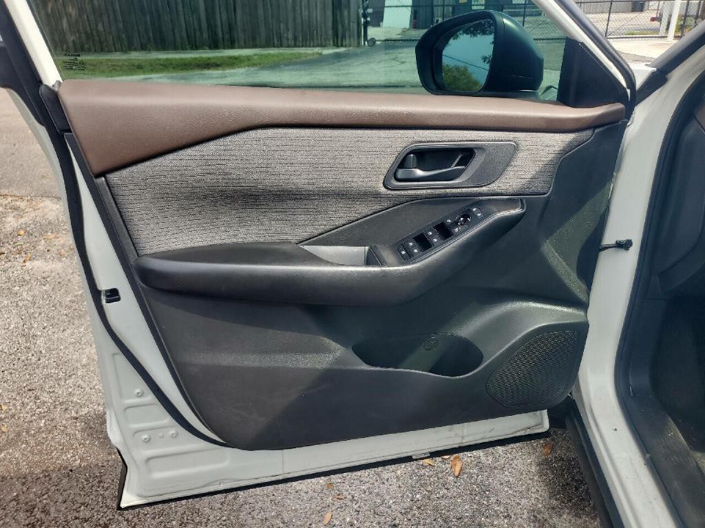 2023 Nissan Rogue Image 16