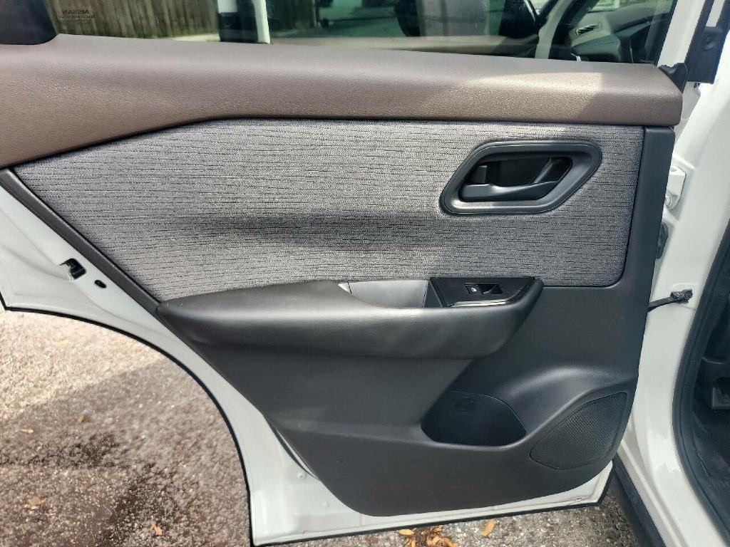 2023 Nissan Rogue Image 31