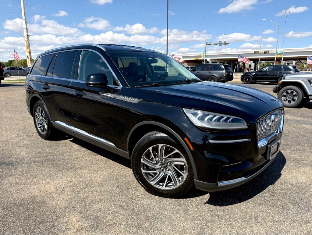 2022 Lincoln Aviator Image 1