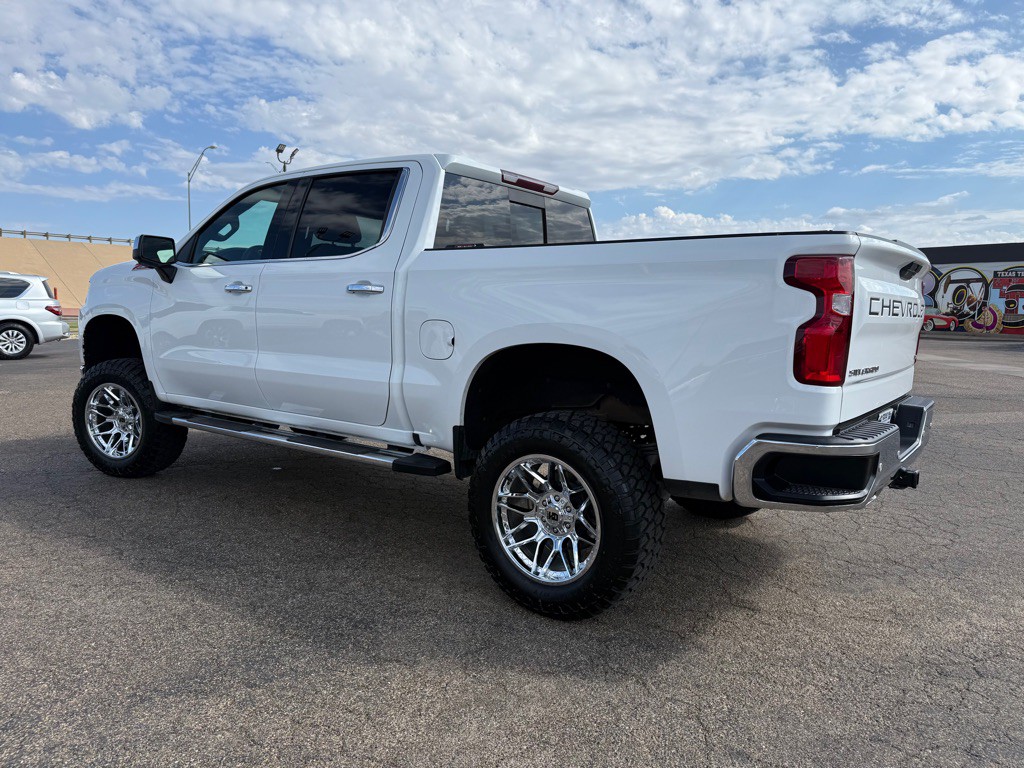 2022 Chevrolet Silverado 1500 Image 4
