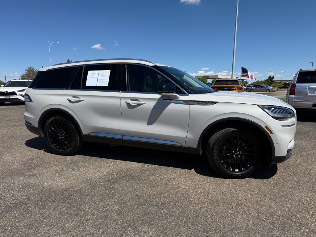 2022 Lincoln Aviator Image 7