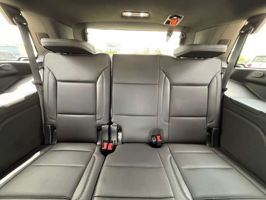 2021 GMC Yukon Image 16