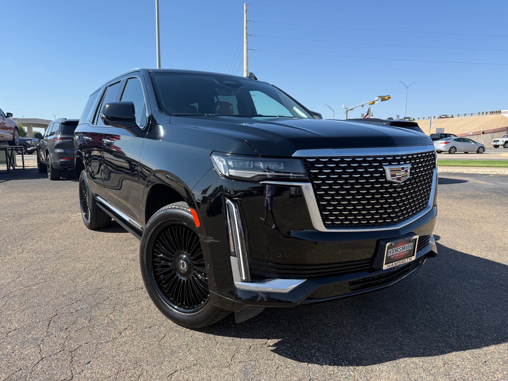 2022 Cadillac Escalade Image 2