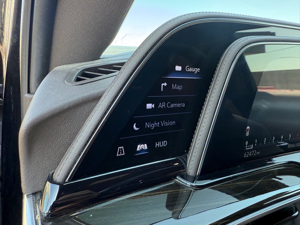 2022 Cadillac Escalade Image 11