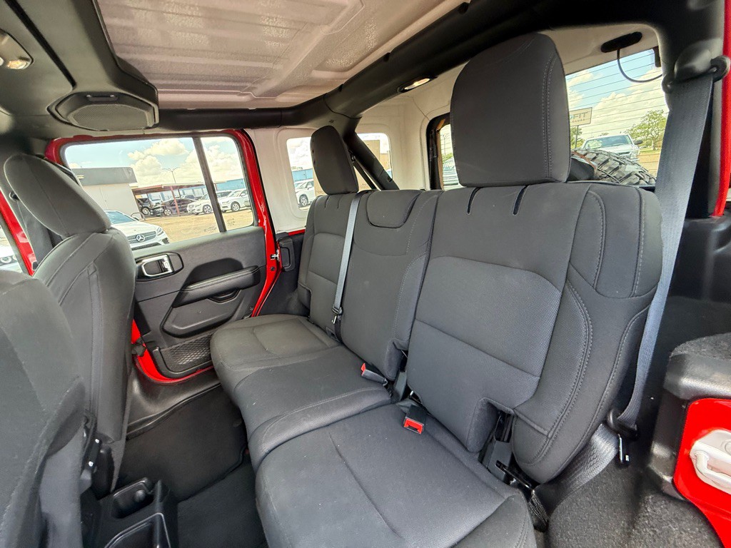 2023 Jeep Wrangler Image 17