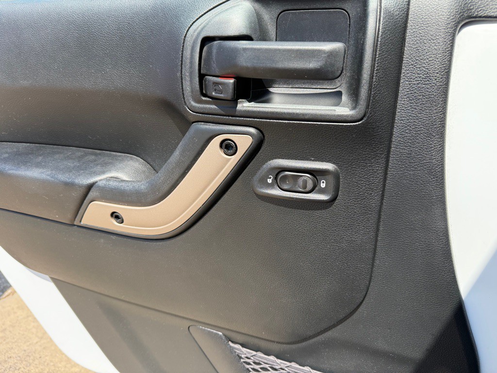 2016 Jeep Wrangler Unlimited Image 18