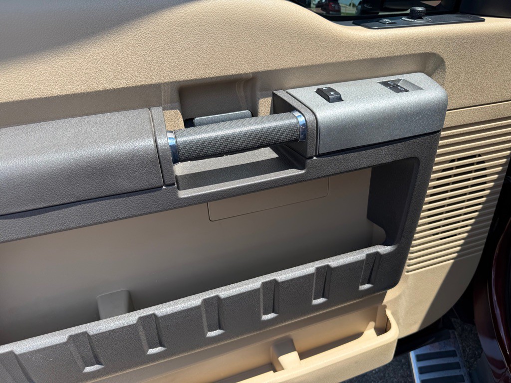 2016 Ford F-250 Image 16